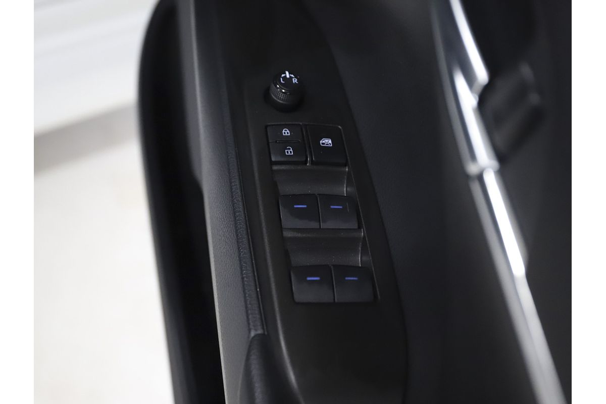 2023 Toyota Camry Ascent AXVH70R