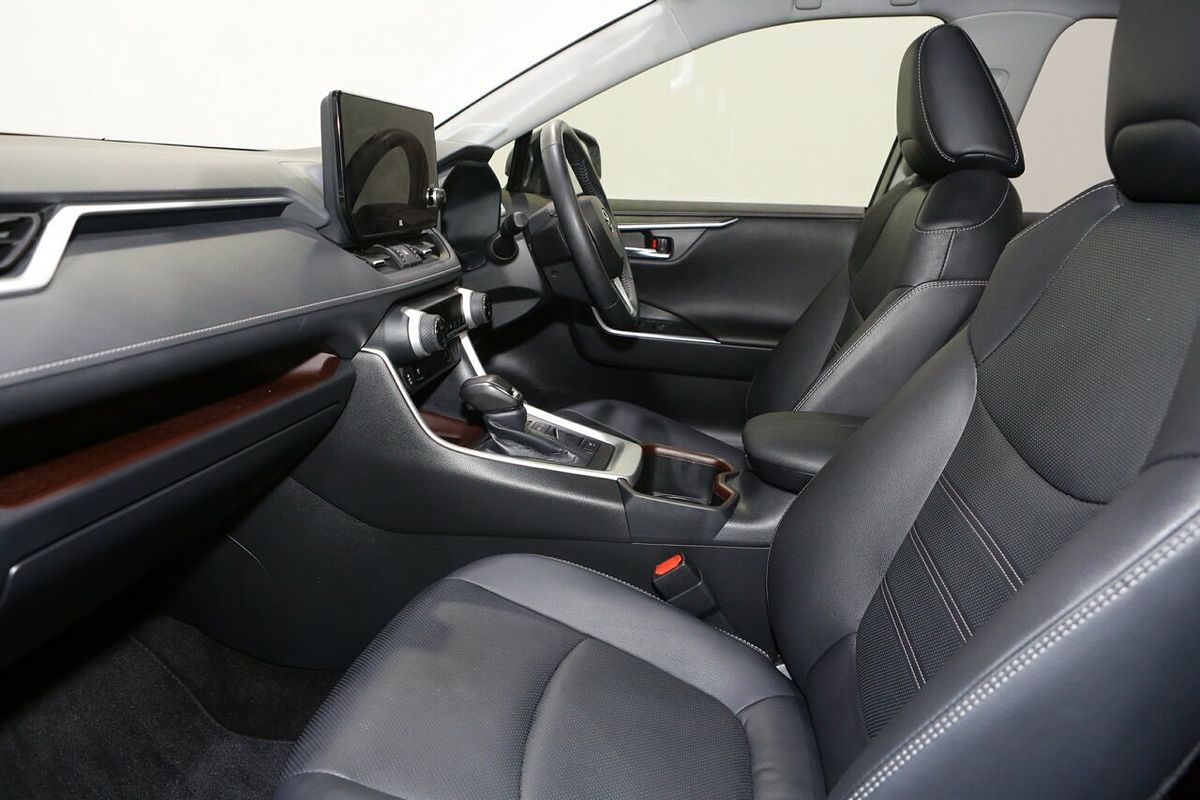 2024 Toyota RAV4 Cruiser AXAH52R