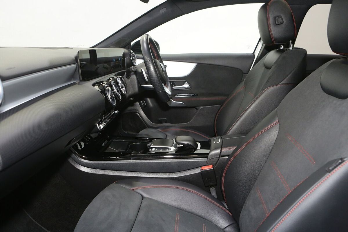 2021 Mercedes-Benz A-Class A250 V177