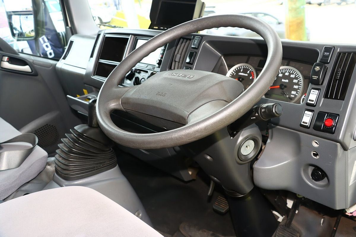 2019 Isuzu NLR 45-150 (SWB) N MY18 REAR WHEEL DRIVE