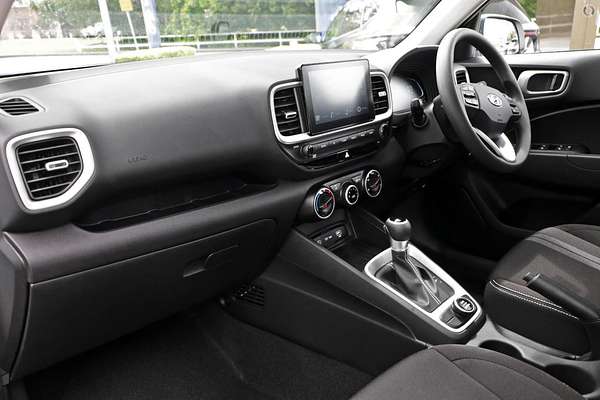 2026 Hyundai Venue QX.V5