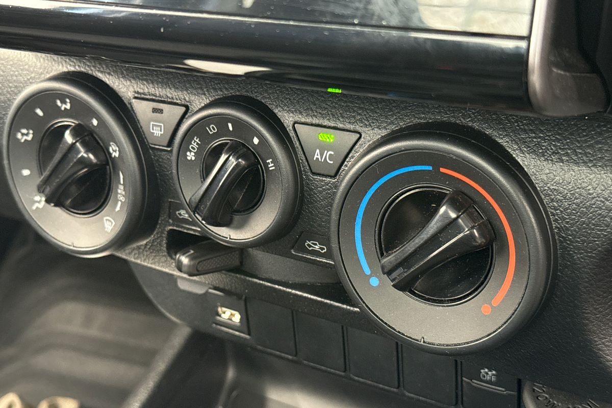 2025 Toyota Hilux Workmate TGN121R