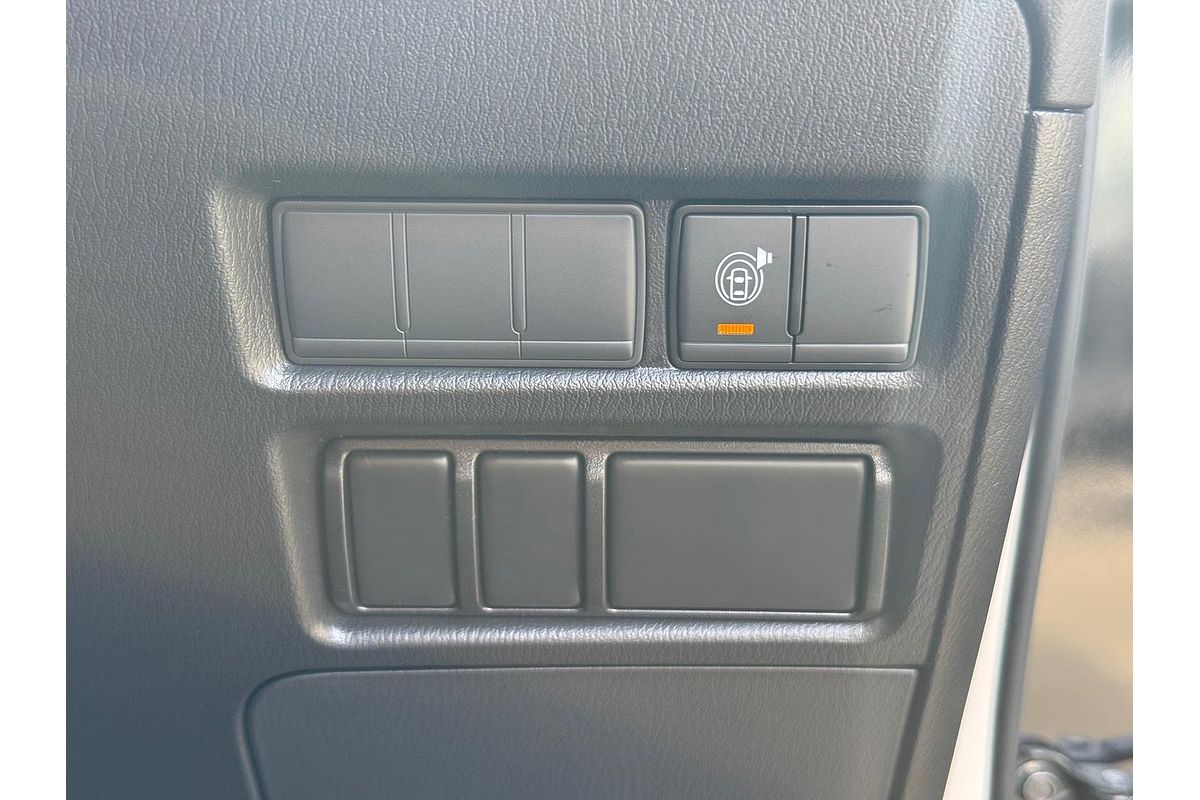 2025 Nissan Patrol Ti Y62