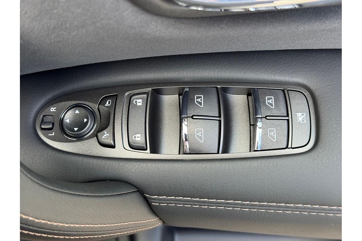 2025 Nissan Patrol Ti Y62