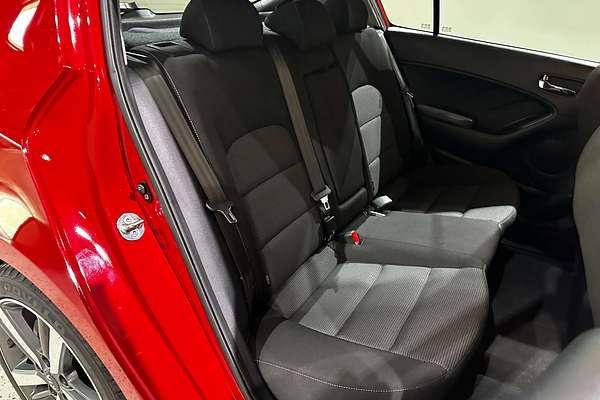 2017 Kia Cerato Sport YD