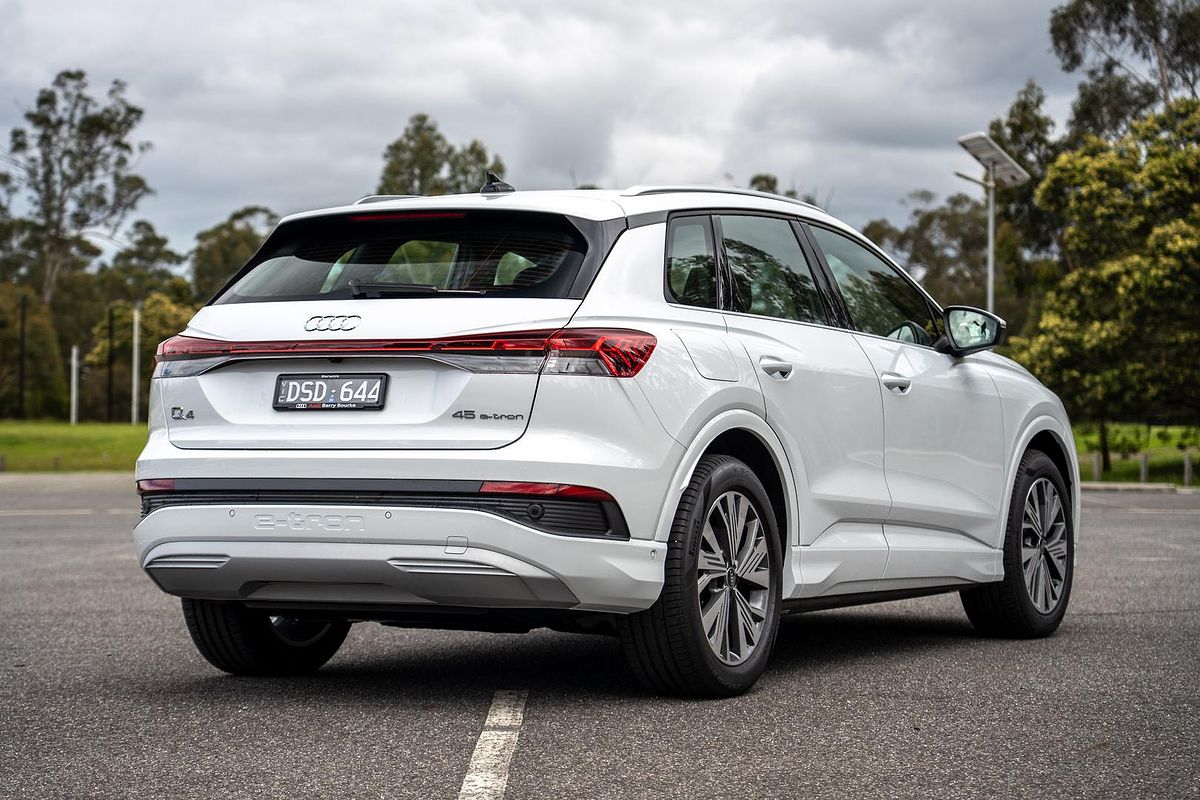 2025 Audi Q4 e-tron 45 F4