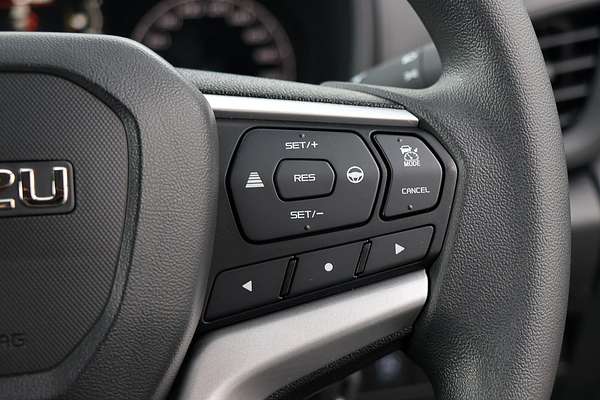 2025 Isuzu D-MAX SX 4X4