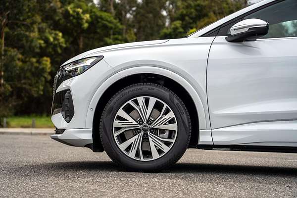 2025 Audi Q4 e-tron 45 F4