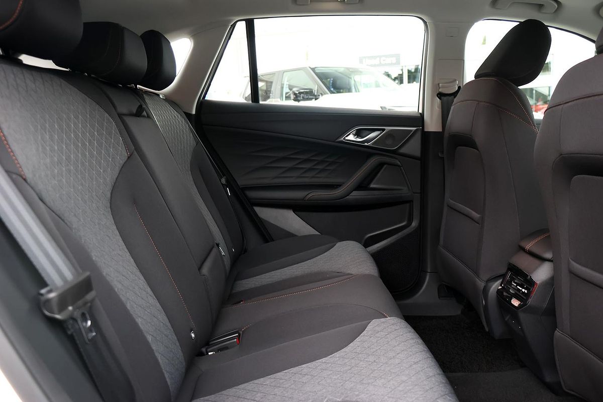 2025 MG HS Hybrid+ Excite AS33H