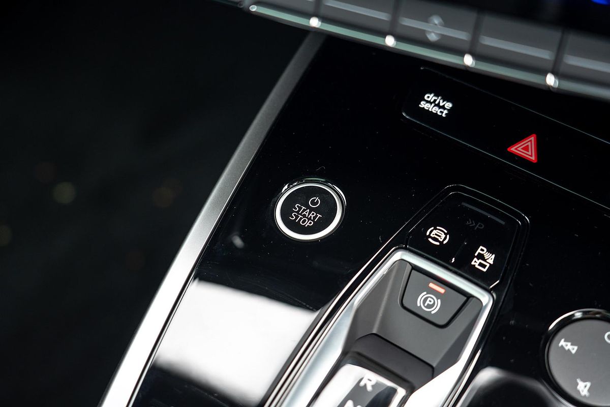 2025 Audi Q4 e-tron 45 F4