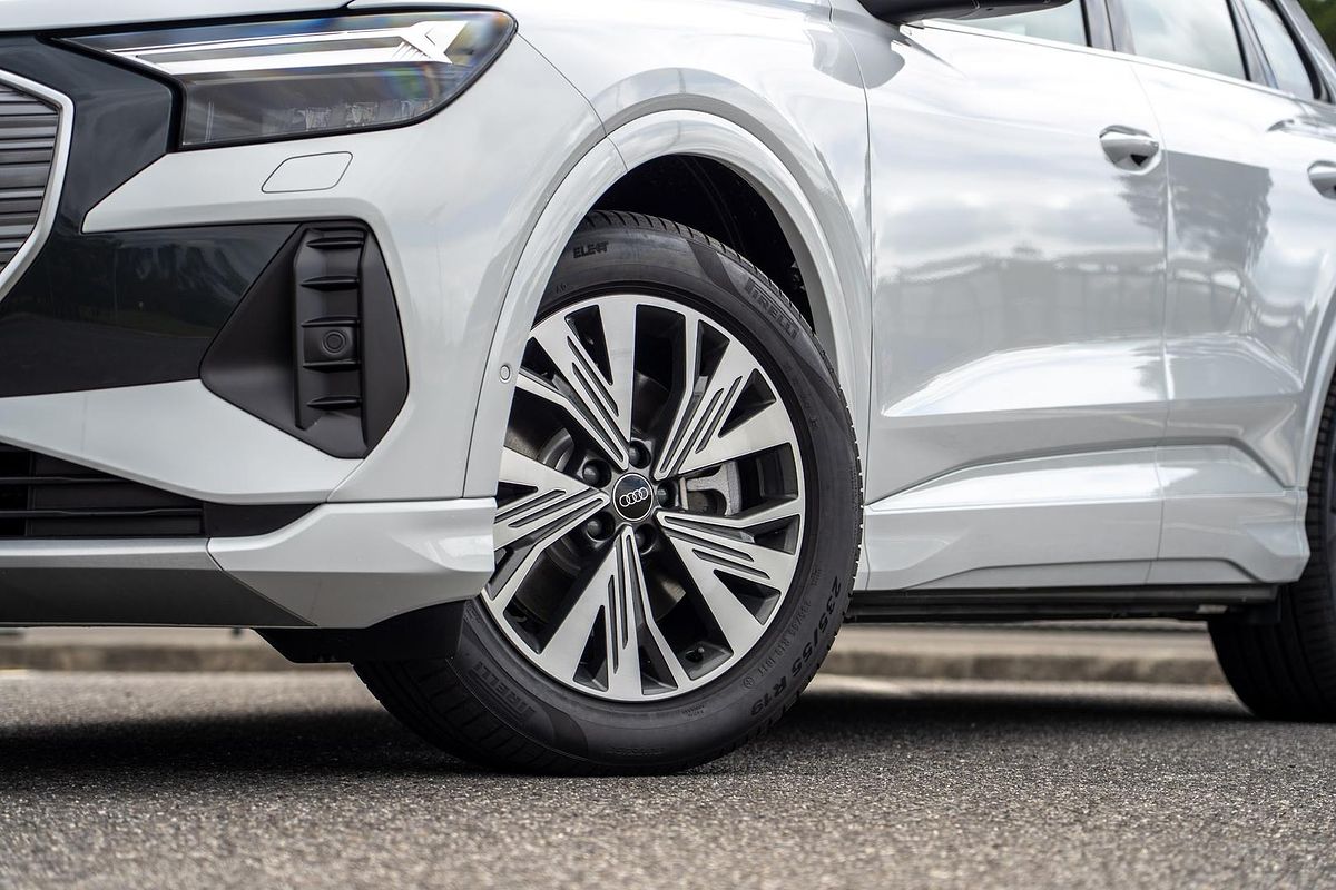 2025 Audi Q4 e-tron 45 F4