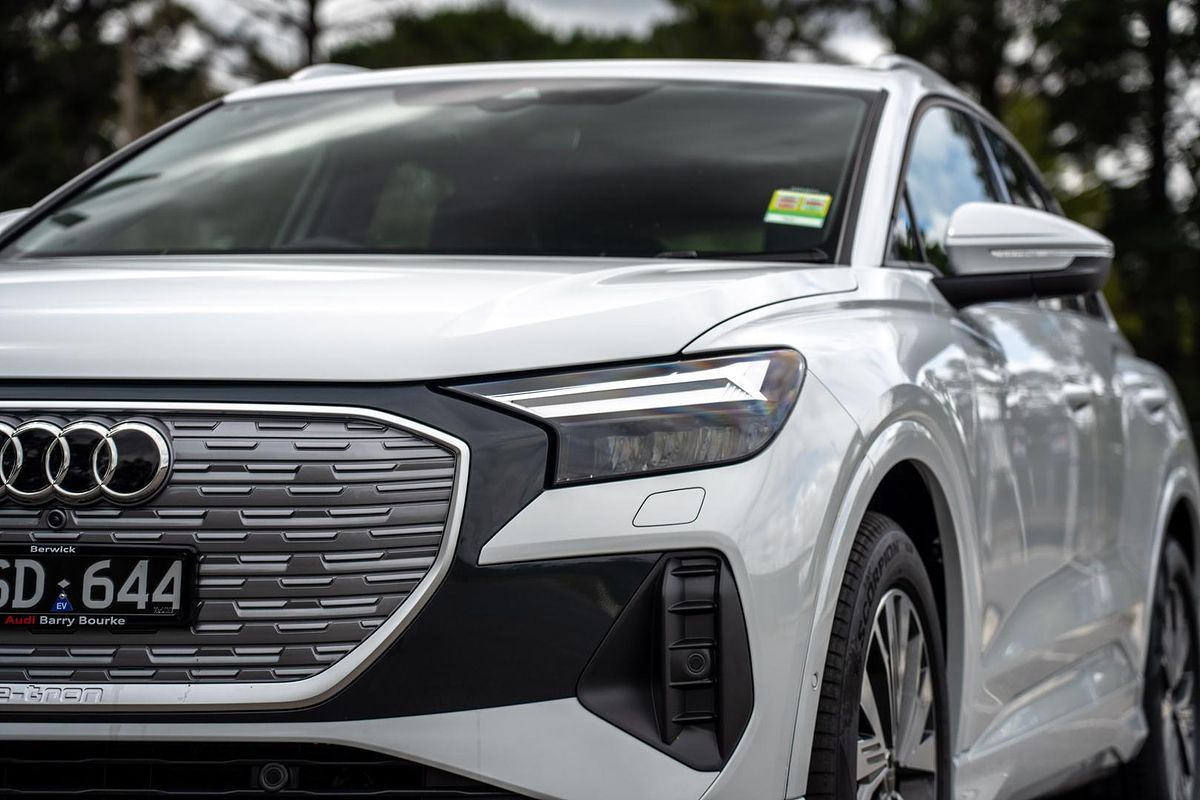 2025 Audi Q4 e-tron 45 F4