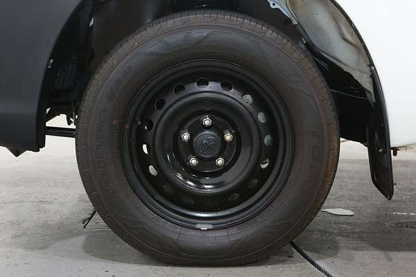 2017 Toyota Hilux Workmate TGN121R Rear Wheel Drive