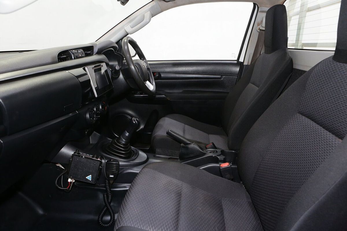 2017 Toyota Hilux Workmate TGN121R Rear Wheel Drive