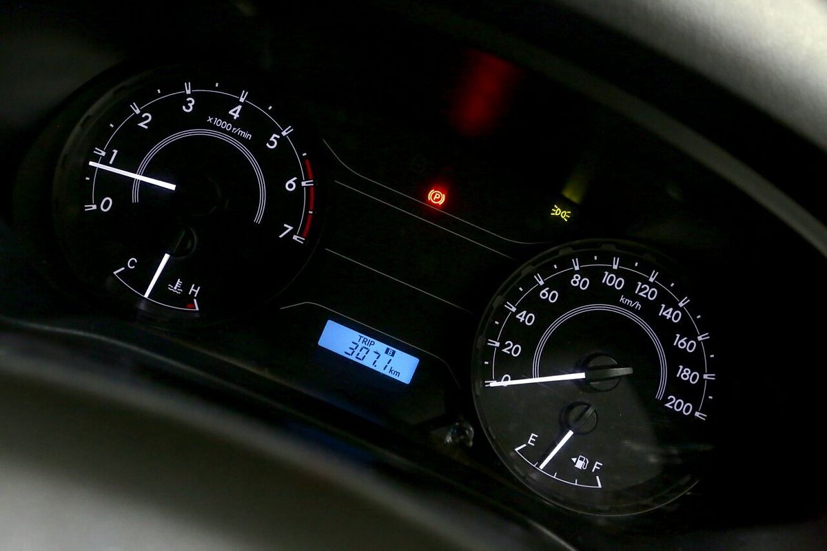 2017 Toyota Hilux Workmate TGN121R Rear Wheel Drive