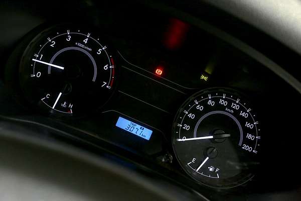 2017 Toyota Hilux Workmate TGN121R Rear Wheel Drive