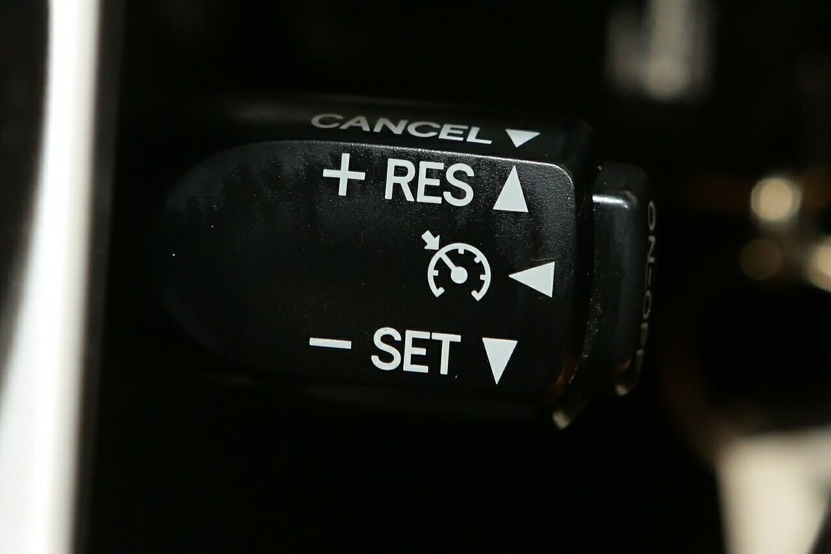 2017 Toyota Hilux Workmate TGN121R Rear Wheel Drive