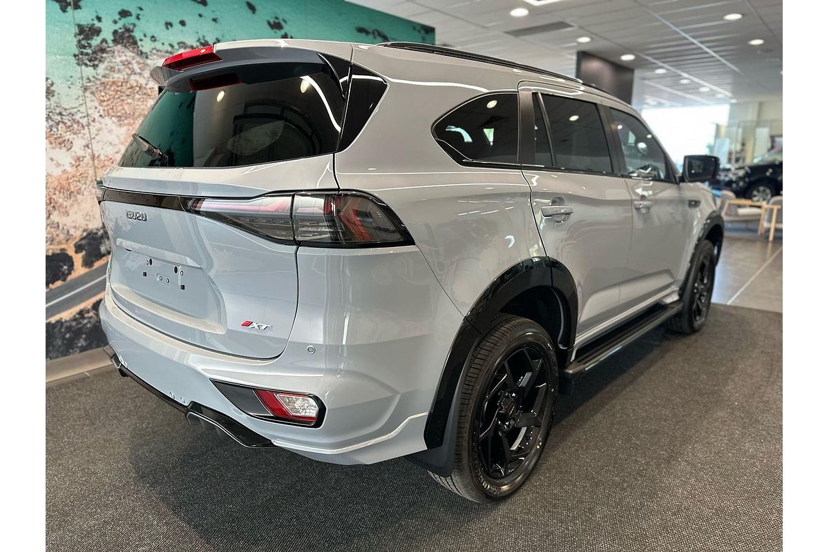 2025 Isuzu MU-X X-TERRAIN