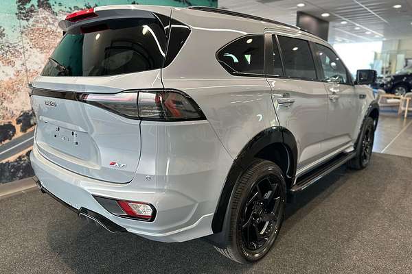 2025 Isuzu MU-X X-TERRAIN