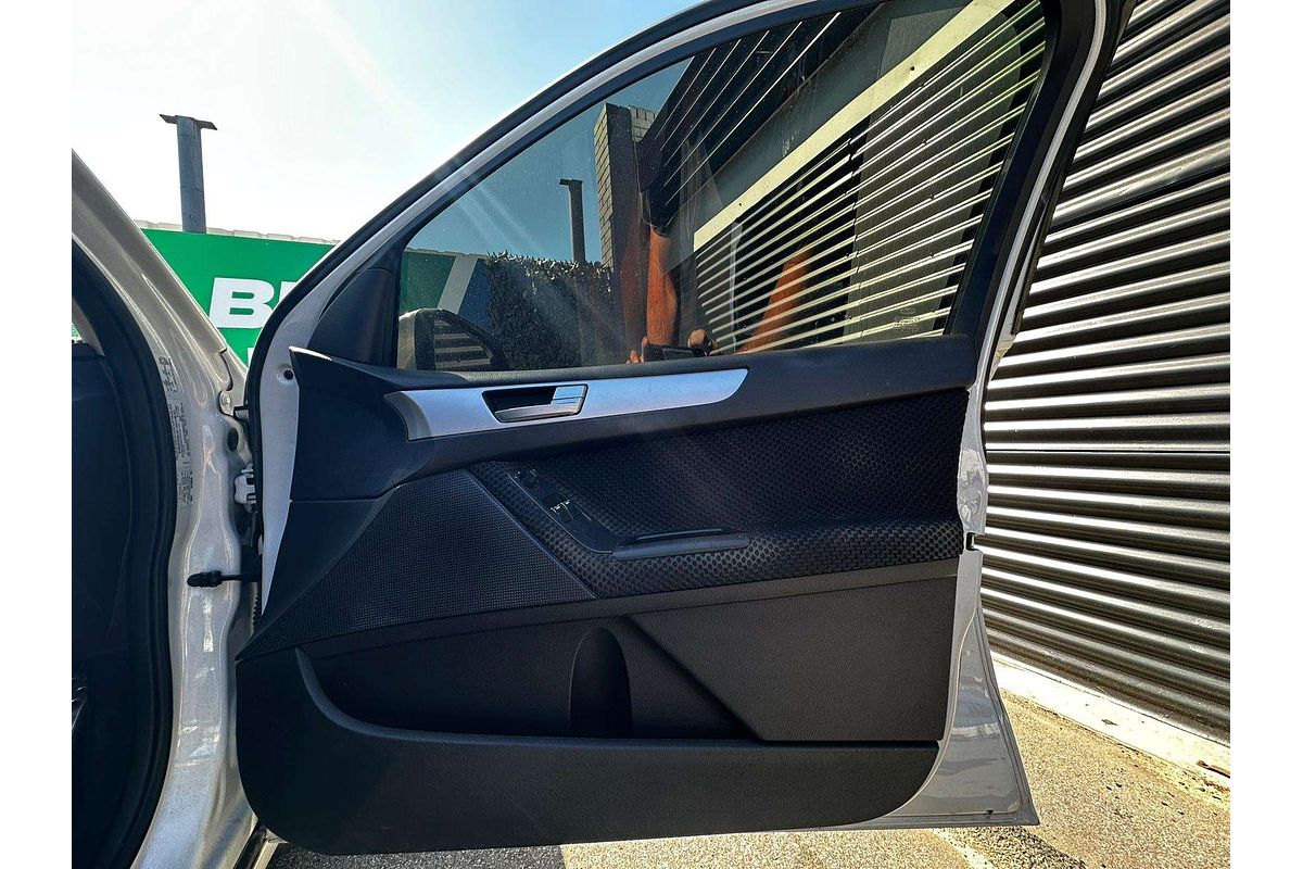 2014 Ford Falcon Ute XR6 FG MkII Rear Wheel Drive