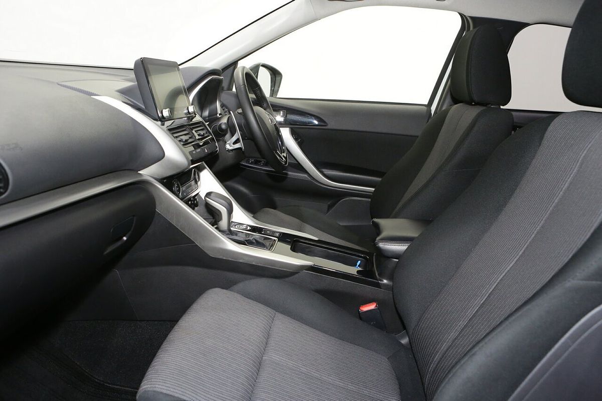 2023 Mitsubishi Eclipse Cross LS YB