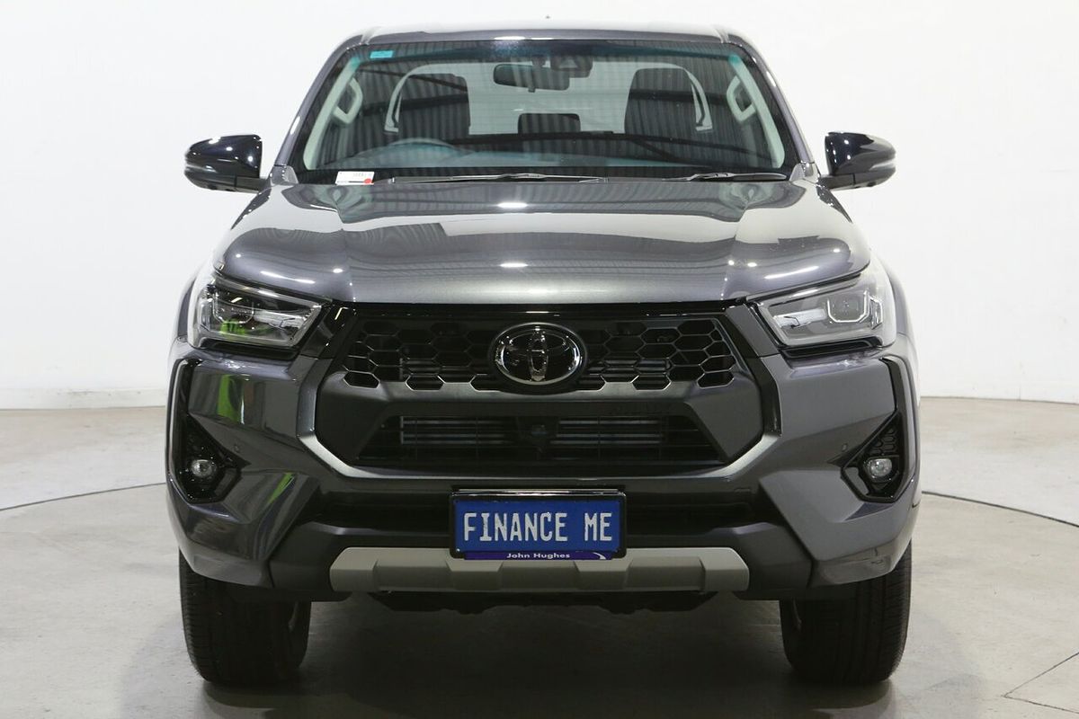 2025 Toyota Hilux SR5 48V GUN126R 4X4