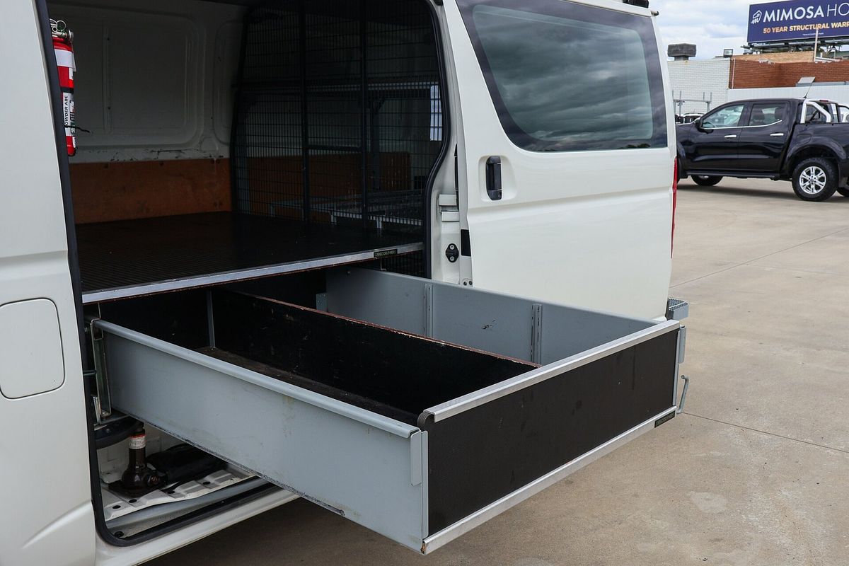 2018 Toyota Hiace KDH201R LWB