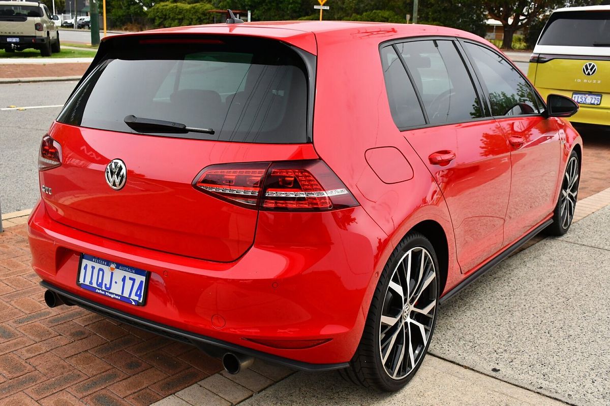2014 Volkswagen Golf GTI Performance 7