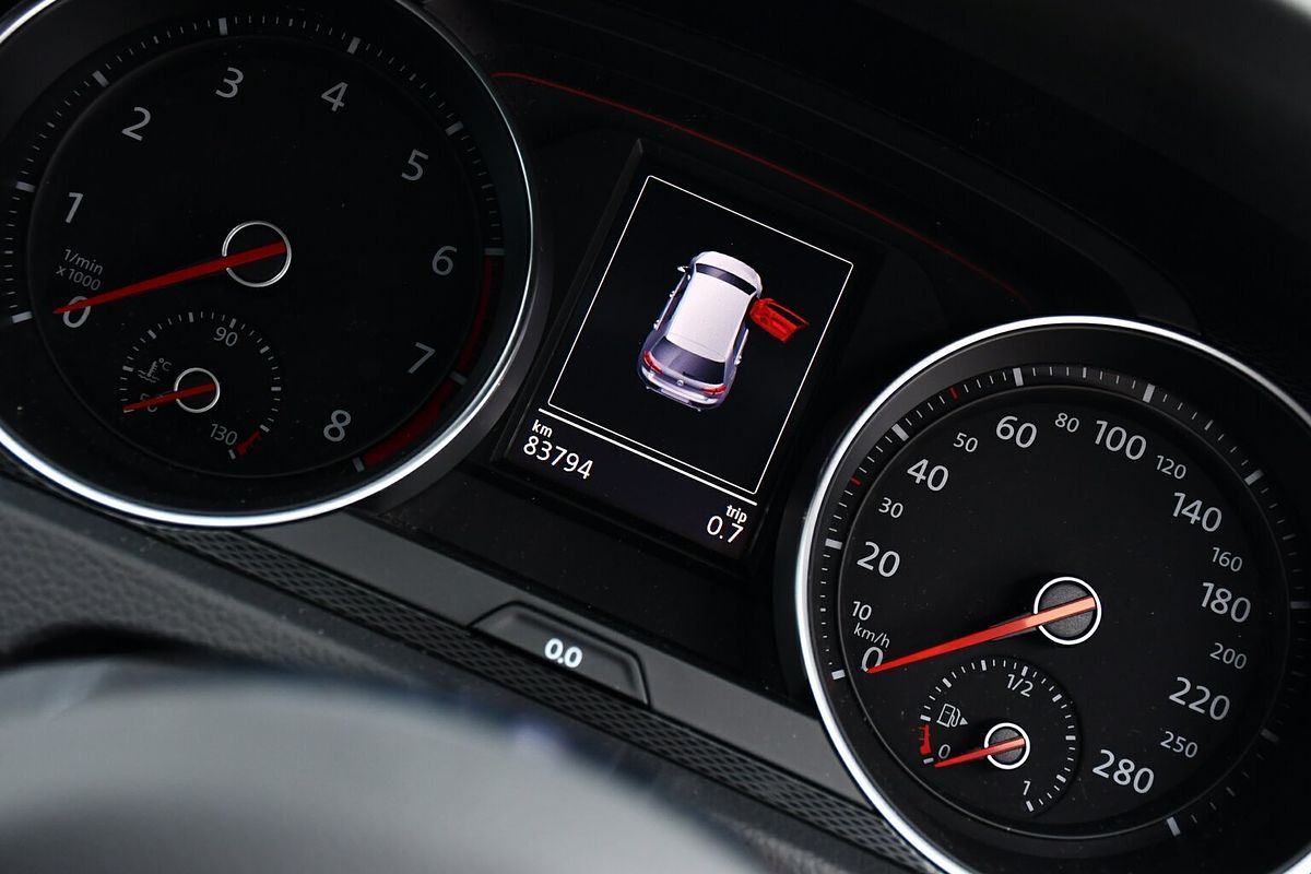 2014 Volkswagen Golf GTI Performance 7