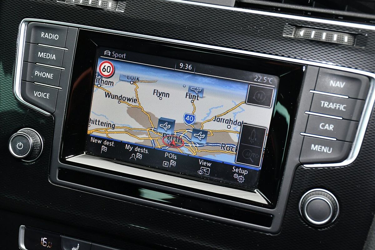 2014 Volkswagen Golf GTI Performance 7