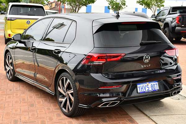 2023 Volkswagen Golf 110TSI R-Line 8