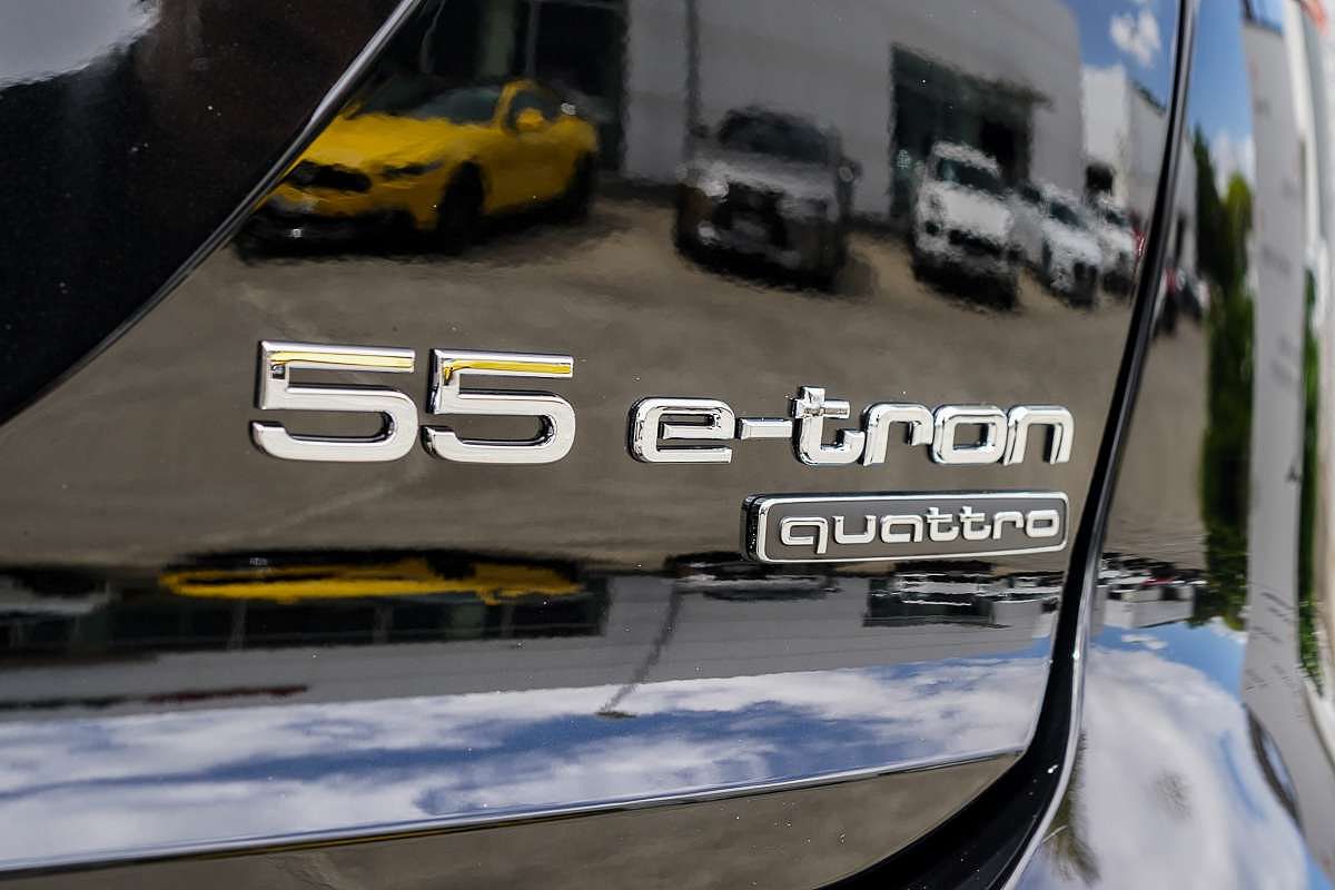 2024 Audi Q4 e-tron 55 F4