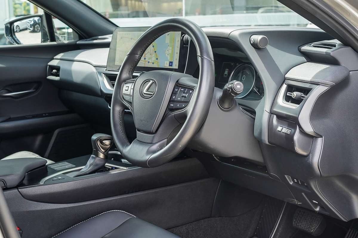 2023 Lexus UX UX250h Luxury MZAH10R