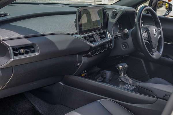 2023 Lexus UX UX250h Luxury MZAH10R