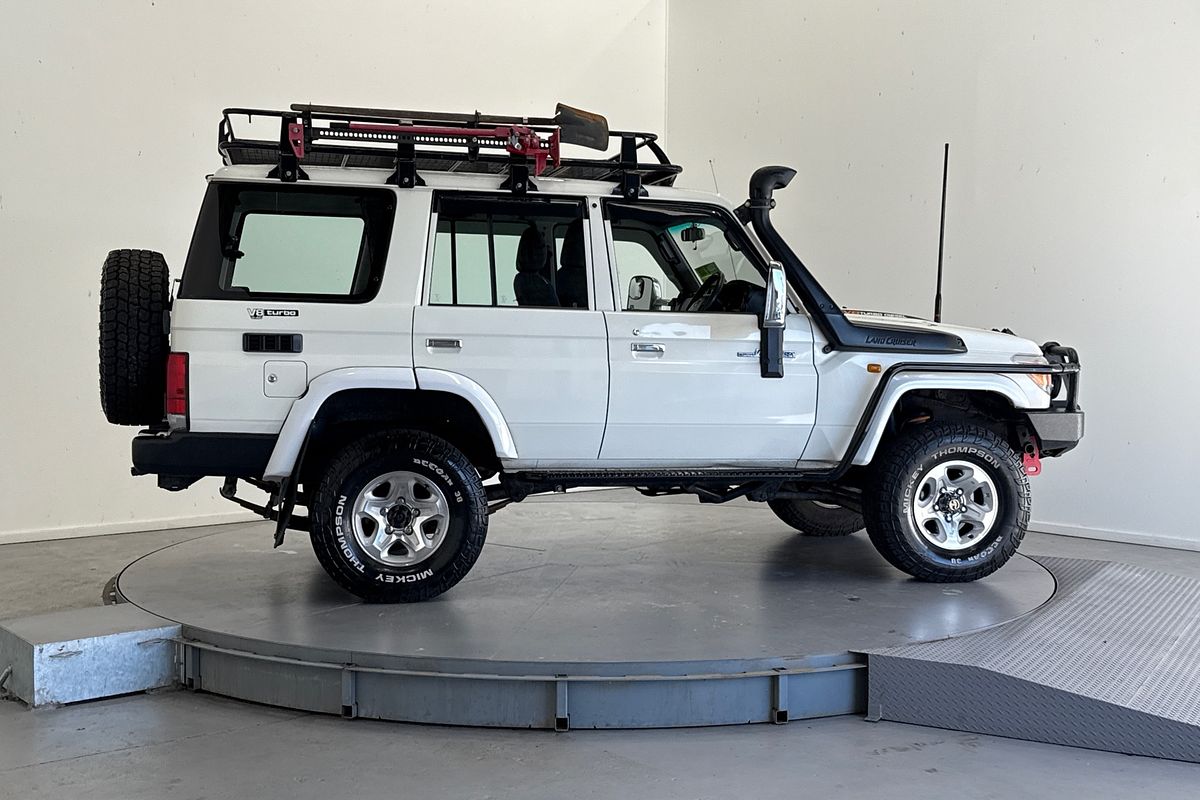 2011 Toyota Landcruiser Workmate VDJ76R