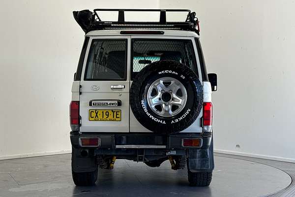 2011 Toyota Landcruiser Workmate VDJ76R