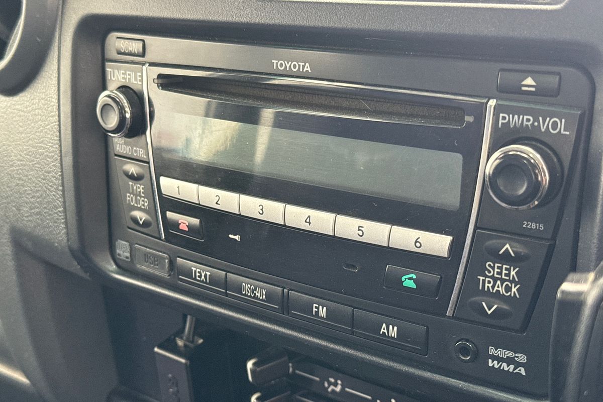 2011 Toyota Landcruiser Workmate VDJ76R