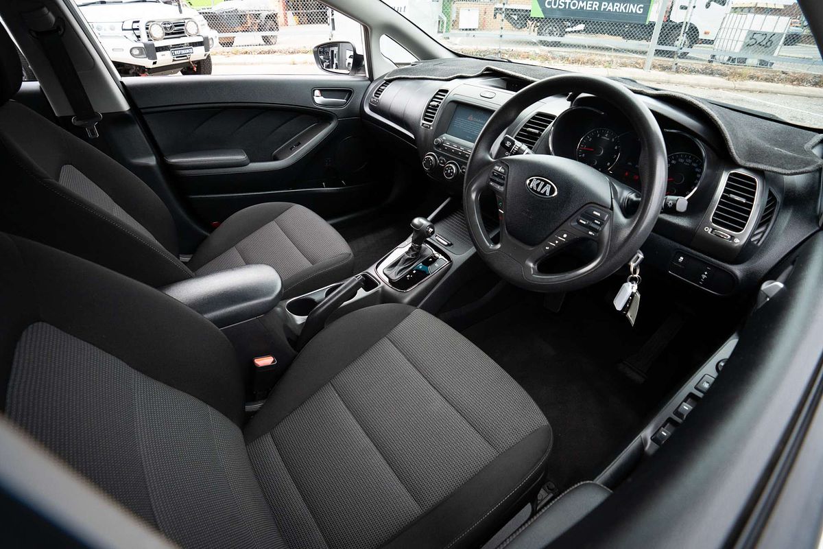 2017 Kia Cerato S YD