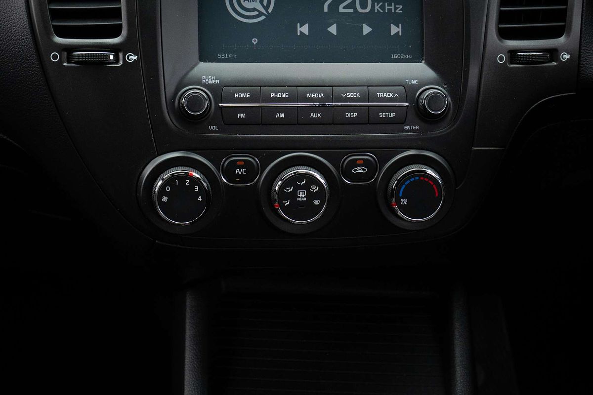 2017 Kia Cerato S YD