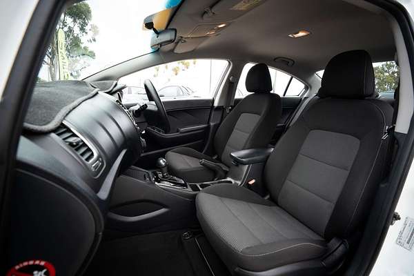 2017 Kia Cerato S YD