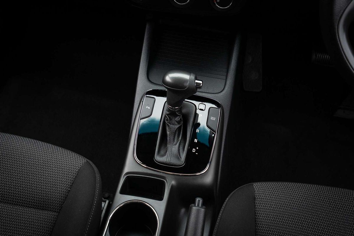 2017 Kia Cerato S YD