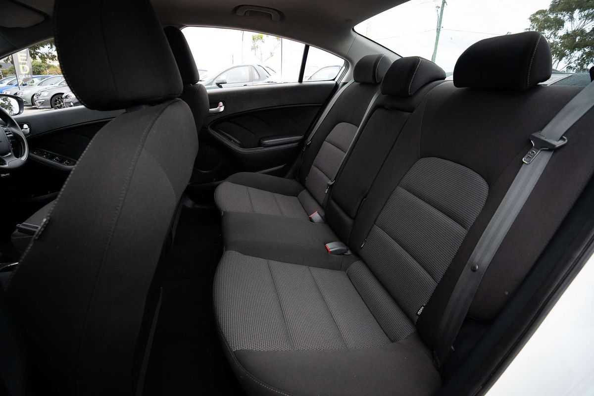 2017 Kia Cerato S YD