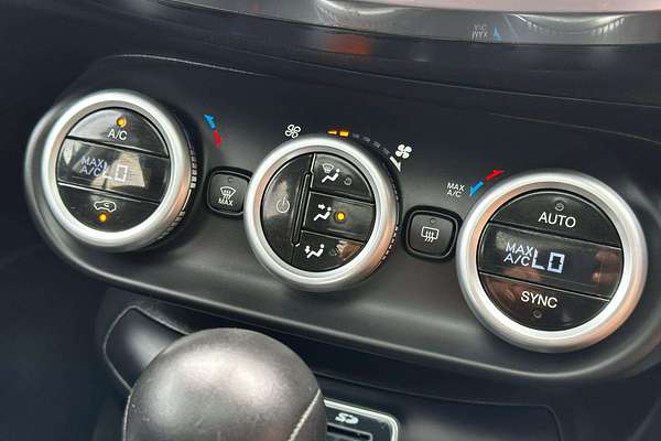 2017 Fiat 500X Lounge 334