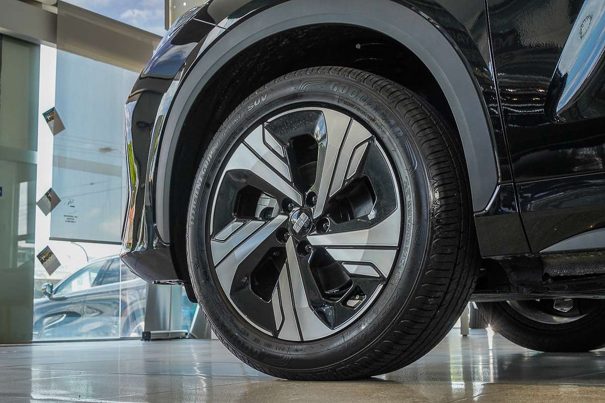 2025 Geely EX5 Inspire E245