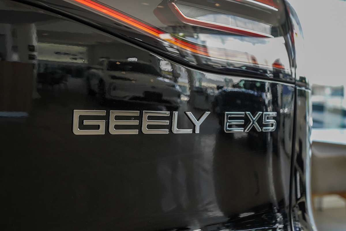 2025 Geely EX5 Inspire E245
