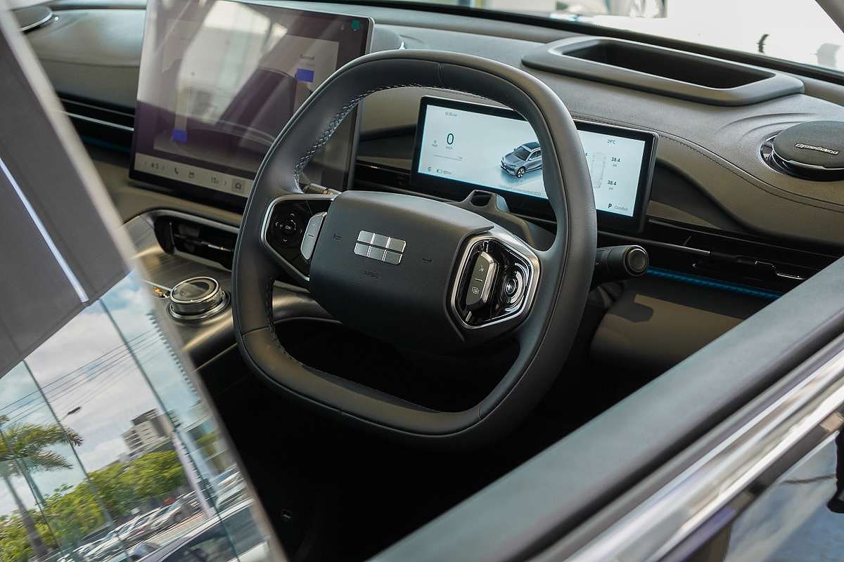 2025 Geely EX5 Inspire E245