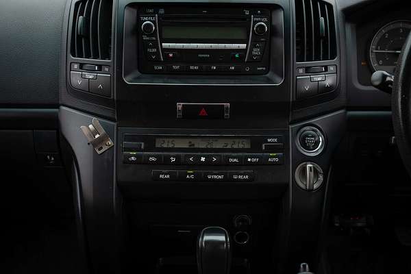 2007 Toyota Landcruiser GXL VDJ200R