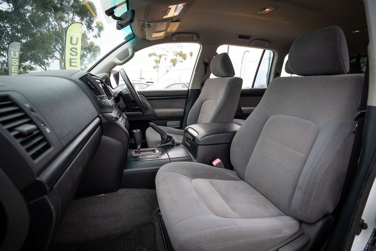 2007 Toyota Landcruiser GXL VDJ200R
