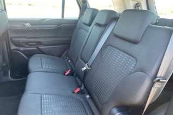 2025 Ford Everest Ambiente 2.0L
