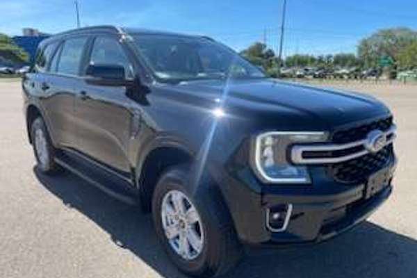 2025 Ford Everest Ambiente 2.0L